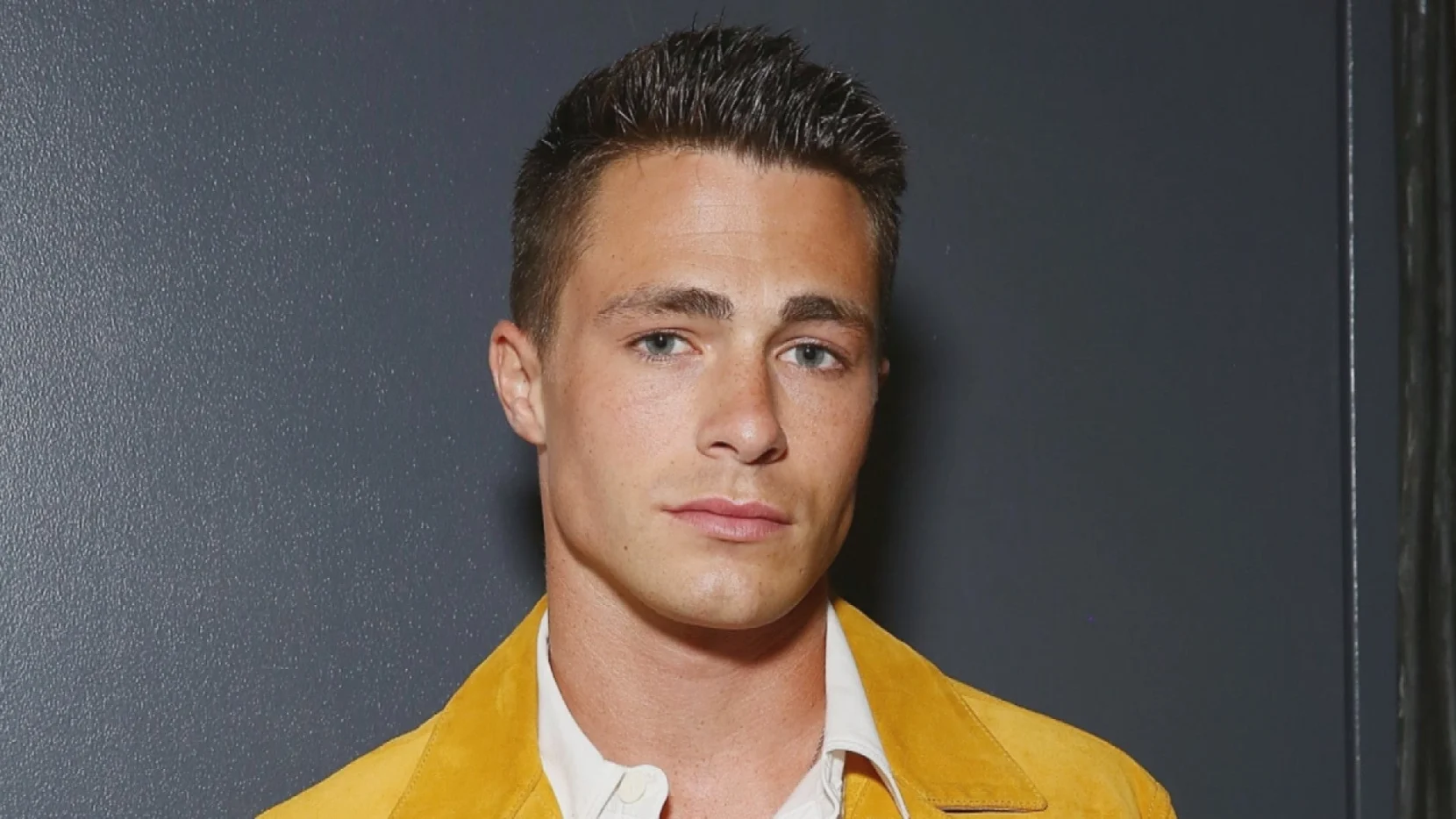 Colton Haynes revela bastidores de Hollywood após revelar ser gay