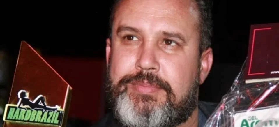 Atrizes acusam famoso diretor de filmes pornô de estupro | LeiaJá