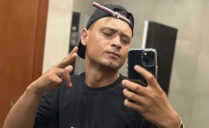 78b4c1d8341fcba509ed683f3ee1d0ad