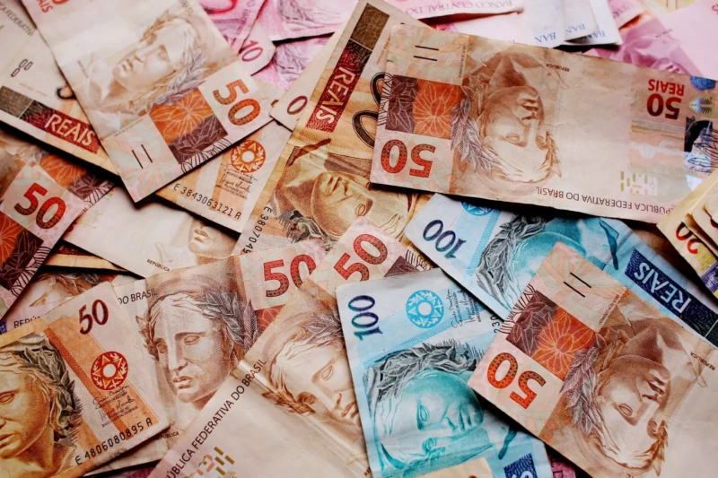 Money_Dinheiro-Real-Notas_21julho2021_Pixabay