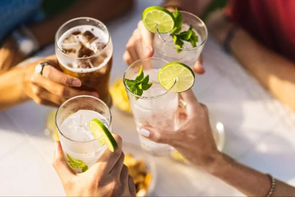 dicas-para-servir-bebidas-1024x683