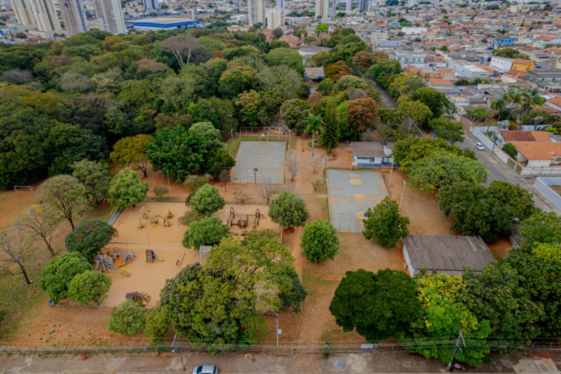 Vista aérea do Parque da Matinha, no bairro Maracanã, em Anápolis