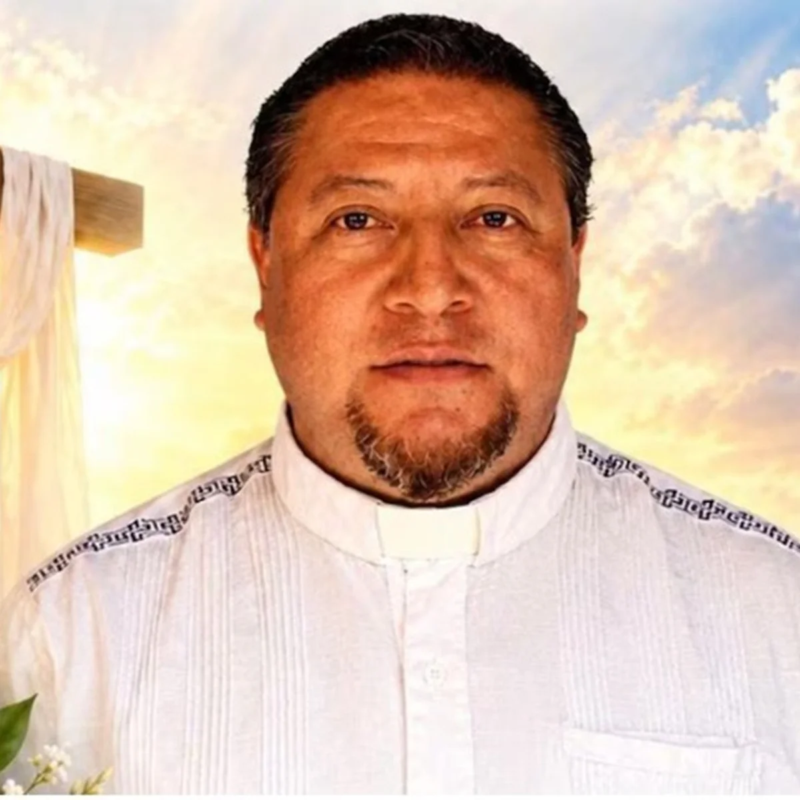 Padre Román de la Cruz Hernández, encontrado morto a tiros em Hidalgo, no México.