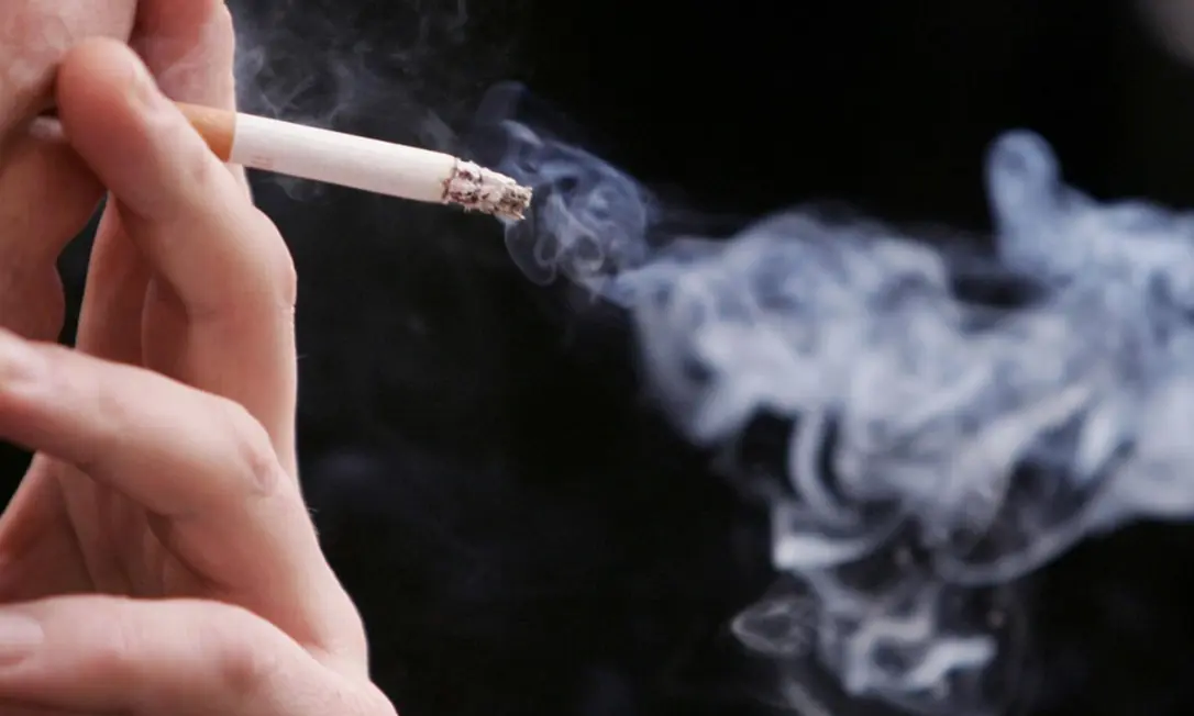 Limite-de-cigarro-no-audiovisual