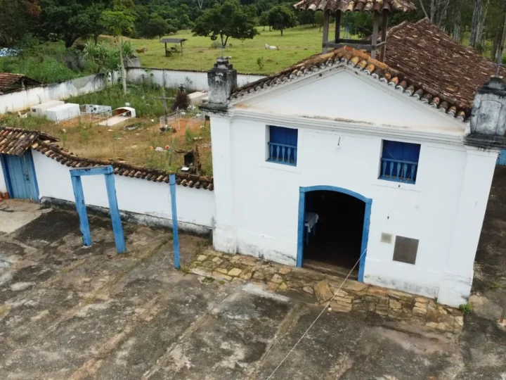 Igreja em Buenolândia Goiás