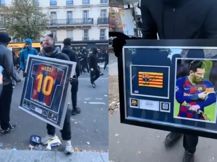Montagem mostra pessoas segurando quadros com uma camisa número 10 do Barcelona e uma braçadeira de capitão acompanhada de foto de Messi